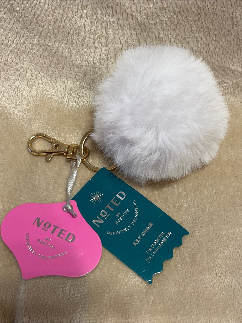 Noted by Post-it White Faux Fur Pom Pom Keychain